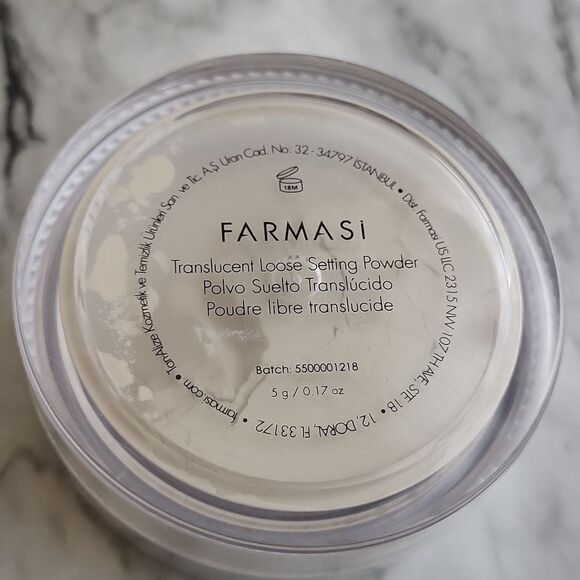 Farmasi Loose Powder Translucide 0.17 Oz. - Picture 9 of 17